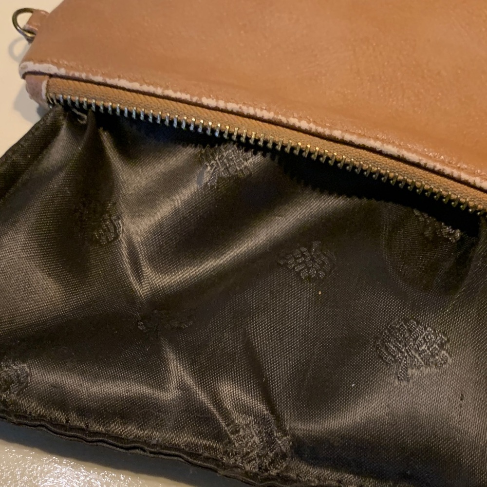 Mulberry Brown Leather Zip Pouch - Picture 8 of 11